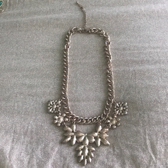 Vibrant Necklace - Picture 4 of 4